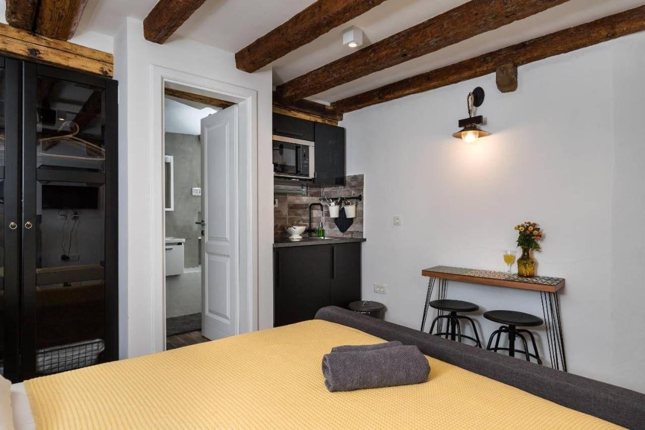 Private Accommodion Linda Studio Dubrovnik Extérieur photo